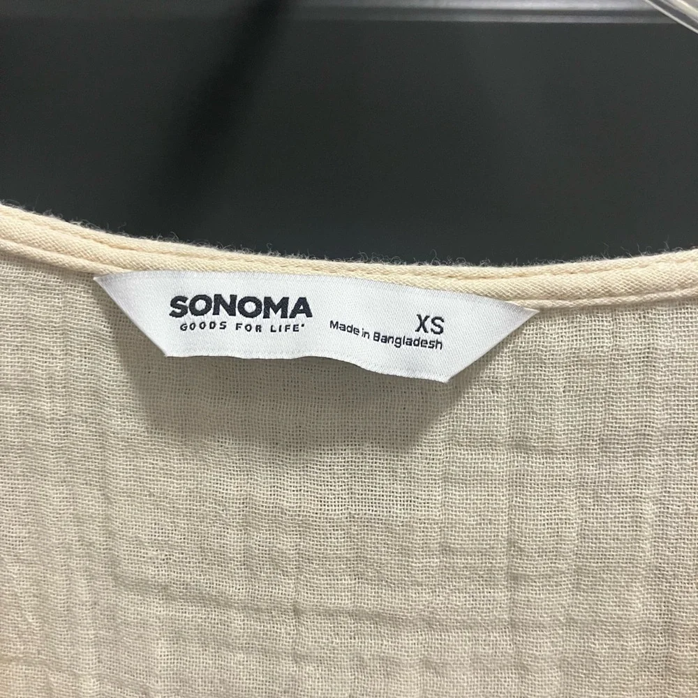 Sonoma Cream Button-Front V-Neck Blouse - Picture 3 of 4